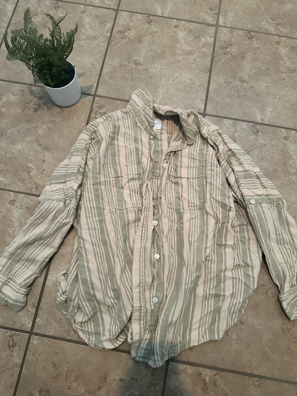 AE STRIPED BUTTON DOWN TOP